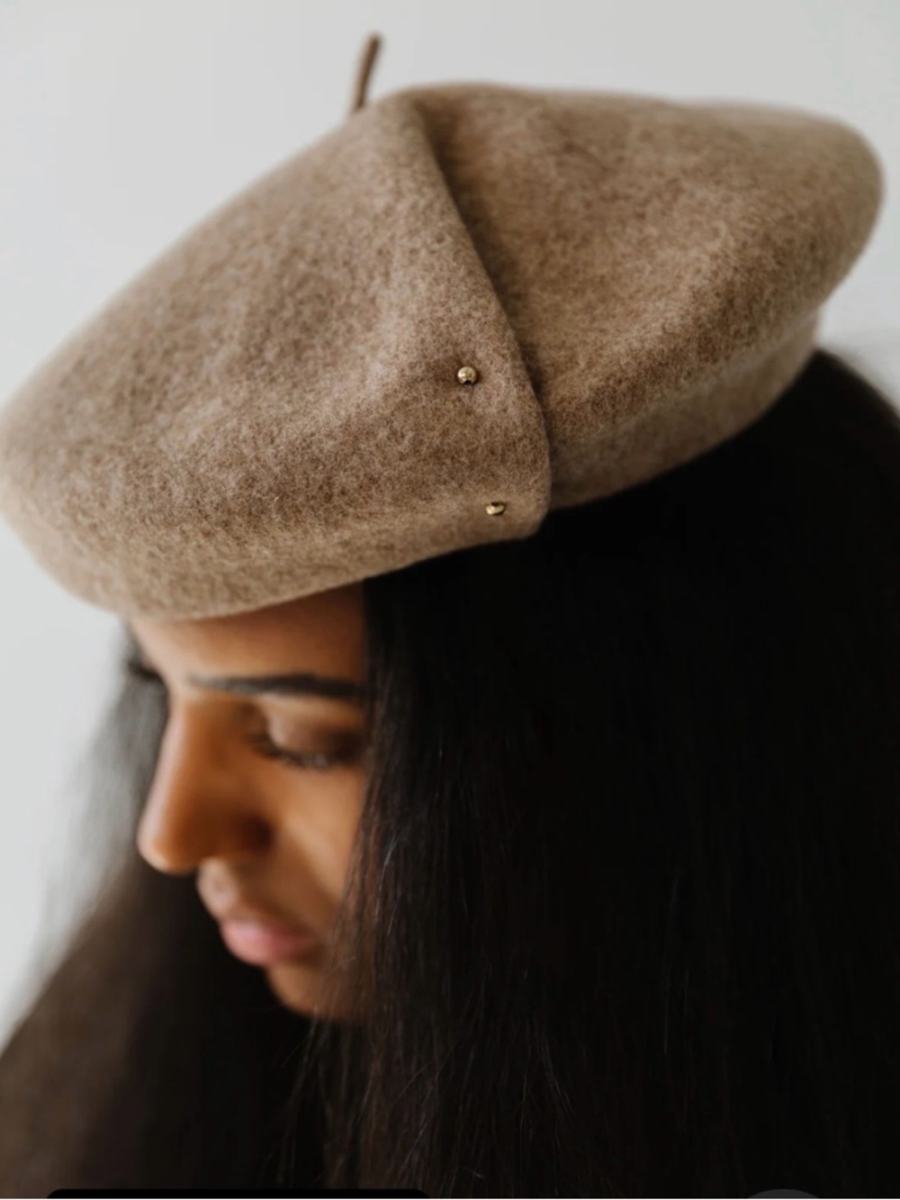 Gigi Pip Wool Beret Hat in Camel